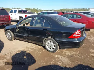 2001 Mercedes-Benz C 230/260/280/320 with VIN WDBRF61J11F082964, listed as a IAAI auction lot 41285017 with 162,190 mi miles and . Bid and sale history available at DreamBid. Image 3.