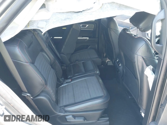 2025 Ford Explorer ST-Line with VIN 1FMUK8KH0SGA40629, listed as a IAAI auction lot 42305808 with 10,078 mi miles and . Bid and sale history available at DreamBid. Image 8.
