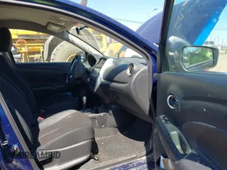 2019 Nissan Versa SV z VIN 3N1CN7AP2KL842799, wystawiony jako IAAI lot #42051006 z przebiegiem 123 075 mil mil oraz . Historia ofert i sprzedaży dostępna na DreamBid. Obrazek 5.
