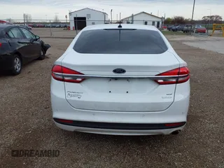 2017 Ford Fusion SE with VIN 3FA6P0HD9HR140417, listed as a IAAI auction lot 41942047 with 113,915 mi miles. Bid and sale history available at carsss.com. Image 16.