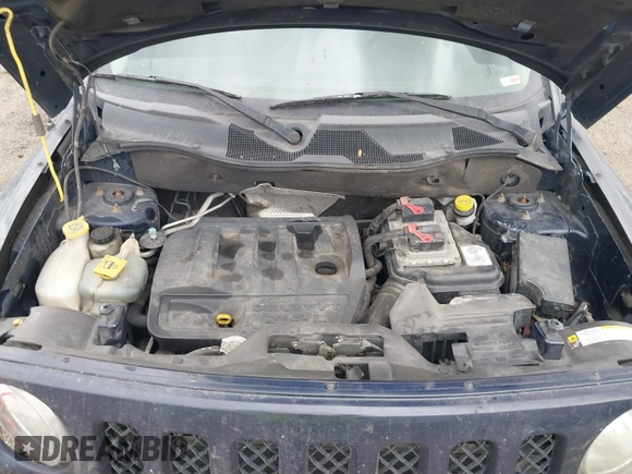 2012 Jeep Patriot Sport with VIN 1C4NJRBB4CD659072, listed as a IAAI auction lot 40584115 with 183,672 mi miles. Bid and sale history available at carsss.com. Image 10.