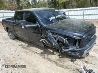 2015 Ram 1500 Rebel z VIN 1C6RR7YT3FS780133, wystawiony jako Copart lot #51484275 z przebiegiem 127 543 mil mil oraz Szkoda całkowita • Salvage title. Historia ofert i sprzedaży dostępna na DreamBid. Obrazek 4.