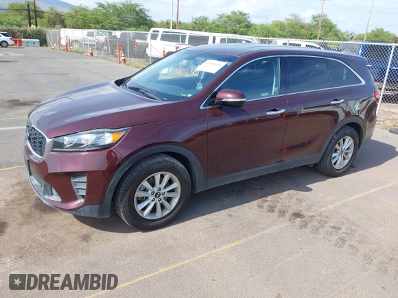 2019 Kia Sorento LX z VIN 5XYPG4A58KG565461, wystawiony jako IAAI lot #42099618 z przebiegiem 42 574 mil mil oraz . Historia ofert i sprzedaży dostępna na DreamBid. Obrazek 17.