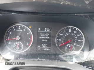 2022 Kia K5 GT-Line z VIN 5XXG64J24NG114772, wystawiony jako IAAI lot #42161747 z przebiegiem 60 761 mil mil oraz . Historia ofert i sprzedaży dostępna na DreamBid. Obrazek 7.