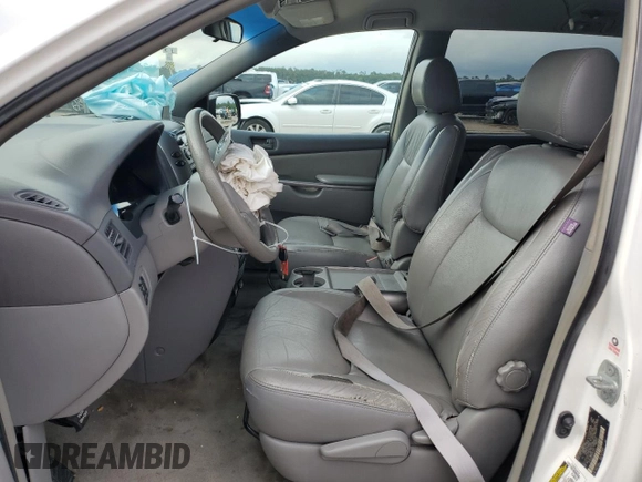2006 Toyota Sienna CE with VIN 5TDZA23C26S543202, listed as a Copart auction lot 54340585 with 172,681 mi miles and Salvage Title. Bid and sale history available at carsss.com. Image 7.