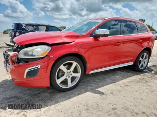 2013 Volvo XC60 T6 with VIN YV4902DZ8D2449378, listed as a Copart auction lot 64888105 with 118,323 mi miles and Salvage title. Bid and sale history available at DreamBid. Image 1.