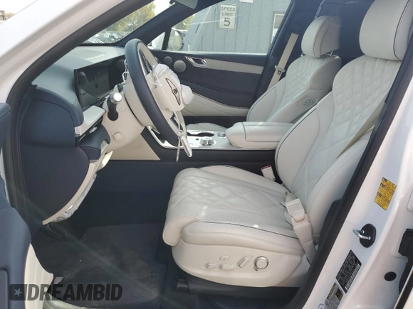 2025 Genesis GV80 Prestige with VIN KMUHEESCXSU221431, listed as a Copart auction lot 78187984 with 3,788 mi miles and Salvage Title. Bid and sale history available at DreamBid. Image 7.