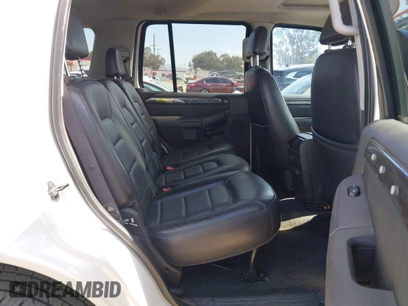 2002 Ford Explorer z VIN 1FMZU75E42ZA65422, wystawiony jako IAAI lot #41691552 z przebiegiem 220 713 mil mil oraz . Historia ofert i sprzedaży dostępna na DreamBid. Obrazek 8.