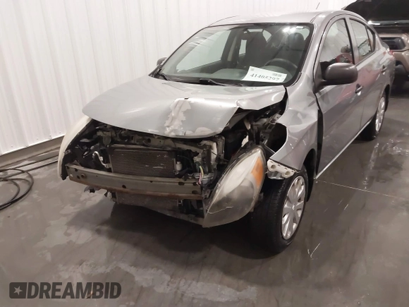 2012 Nissan Versa SV with VIN 3N1CN7AP0CL910681, listed as a IAAI auction lot 41405297 with 77,635 mi miles. Bid and sale history available at carsss.com. Image 6.