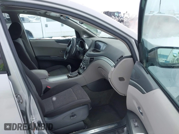 2006 Subaru Tribeca 5-Pass z VIN 4S4WX82C964428772, wystawiony jako IAAI lot #41571650 z przebiegiem 156 469 mil mil oraz . Historia ofert i sprzedaży dostępna na DreamBid. Obrazek 5.