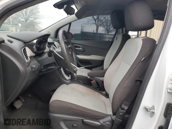 2017 Chevrolet Trax LS with VIN KL7CJNSB2HB165664, listed as a Copart auction lot 49135925 with 117,673 mi miles and Clean Title. Bid and sale history available at carsss.com. Image 7.