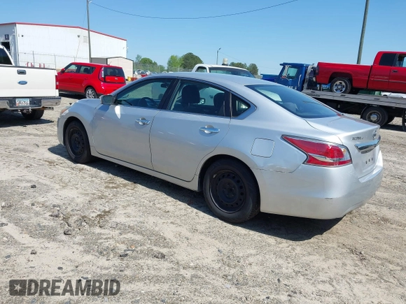 2015 Nissan Altima SL with VIN 1N4AL3AP9FC260919, listed as a IAAI auction lot 41986331 with 145,634 mi miles and . Bid and sale history available at DreamBid. Image 3.