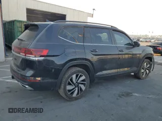 2024 Volkswagen Atlas SE with VIN 1V2WR2CA9RC514763, listed as a Copart auction lot 88169765 with 39,144 mi miles and Salvage title. Bid and sale history available at DreamBid. Image 3.