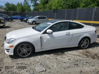 2013 Mercedes-Benz C 250 с VIN WDDGJ4HB7DF980649, выставлен на аукционе Copart как лот 57817425 с пробегом 109 210 миль миль и Списание • Salvage title. История ставок и продаж доступна на DreamBid. Изображение 1.