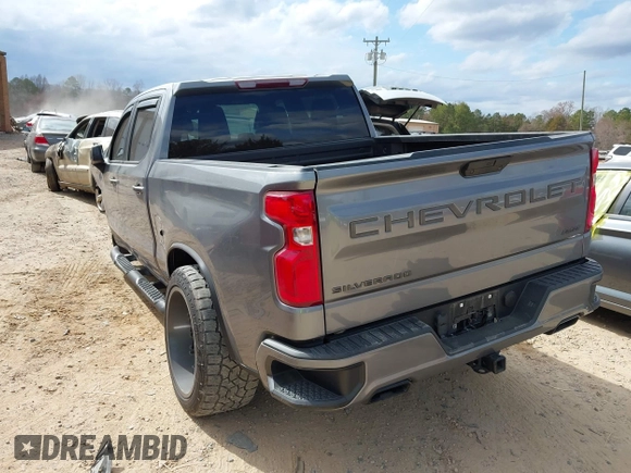 2021 Chevrolet Silverado 1500 RST with VIN 1GCUYEED8MZ430721, listed as a IAAI auction lot 41723684 with 58,266 mi miles. Bid and sale history available at carsss.com. Image 3.