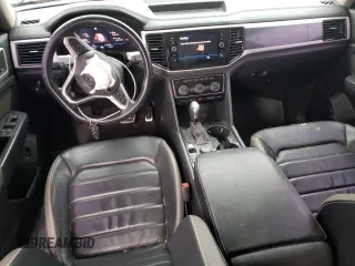 2021 Volkswagen Atlas SEL Premium R-Line with VIN 1V2FR2CA5MC602492, listed as a Copart auction lot 80429244 with 61,384 mi miles and Salvage title. Bid and sale history available at DreamBid. Image 8.