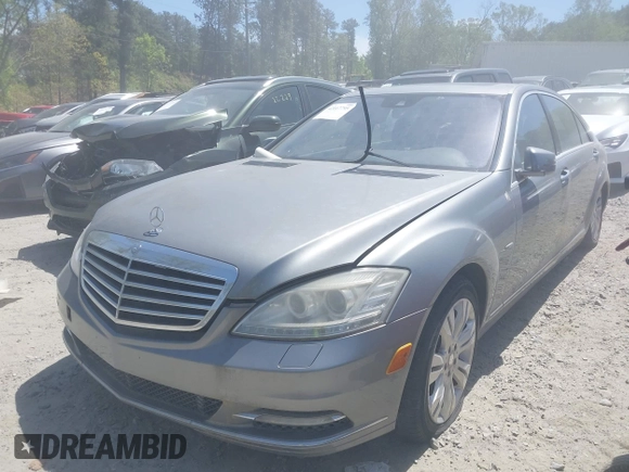 2010 Mercedes-Benz S 400 with VIN WDDNG9FB9AA303374, listed as a IAAI auction lot 42017795 with 79,883 mi miles and . Bid and sale history available at DreamBid. Image 2.