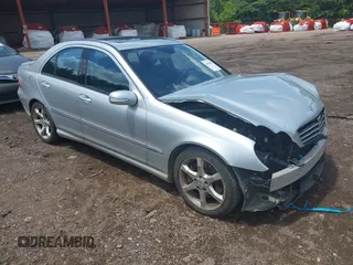 2007 Mercedes-Benz C 230 Sport с VIN WDBRF52H47F914117, выставлен на аукционе IAAI как лот 42645855 с пробегом 51 278 миль миль и . История ставок и продаж доступна на DreamBid. Изображение 1.
