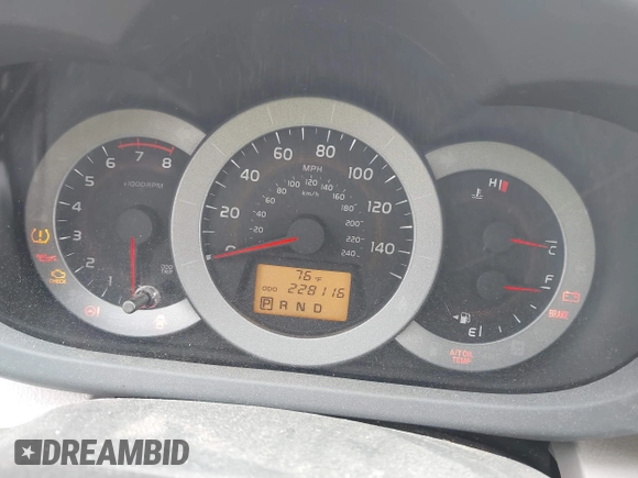 2010 Toyota RAV4 Limited z VIN 2T3DK4DV1AW029240, wystawiony jako IAAI lot #42650723 z przebiegiem 228 116 mil mil oraz . Historia ofert i sprzedaży dostępna na DreamBid. Obrazek 7.