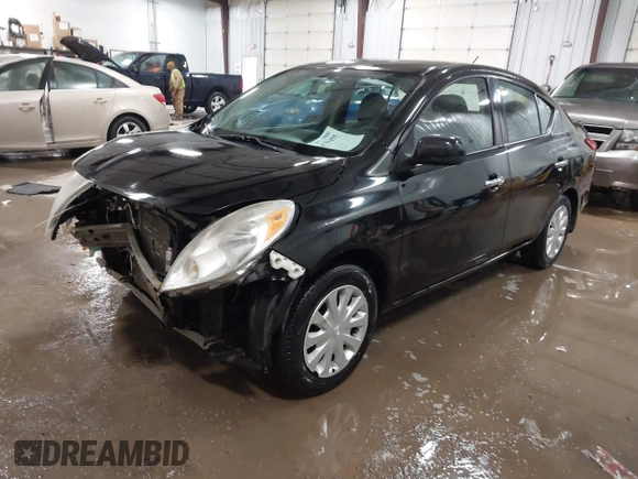 2014 Nissan Versa S Plus with VIN 3N1CN7APXEL832557, listed as a IAAI auction lot 41479495 with 71,722 mi miles. Bid and sale history available at carsss.com. Image 2.