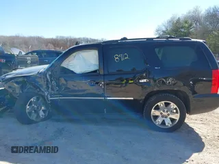 2012 GMC Yukon SLT with VIN 1GKS2CE06CR192736, listed as a IAAI auction lot 41798712 with 1 mi miles. Bid and sale history available at carsss.com. Image 14.
