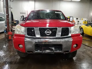 2005 Nissan Titan SE z VIN 1N6AA06BX5N502595, wystawiony jako Copart lot #85888184 z przebiegiem 231 851 mil mil oraz Nie do naprawy • Non repairable. Historia ofert i sprzedaży dostępna na DreamBid. Obrazek 5.