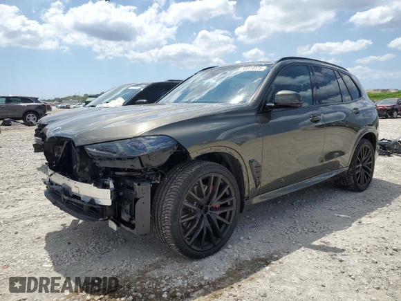 2025 BMW X5 sDrive40i z VIN 5UX13EU07S9X93779, wystawiony jako Copart lot #55974175 z przebiegiem 8 970 mil mil oraz Szkoda całkowita • Salvage title. Historia ofert i sprzedaży dostępna na DreamBid. Obrazek 1.
