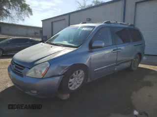 2007 Kia Sedona EX with VIN KNDMB233X76123907, listed as a Copart auction lot 75496494 with 263,694 mi miles and Salvage Title. Bid and sale history available at carsss.com. Image 1.
