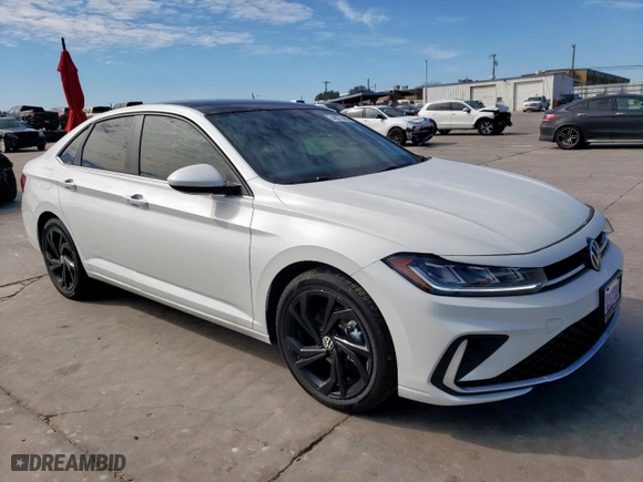 2025 Volkswagen Jetta SE with VIN 3VW7X7BU1SM037753, listed as a Copart auction lot 46073435 with 816 mi miles and Salvage Title. Bid and sale history available at carsss.com. Image 4.