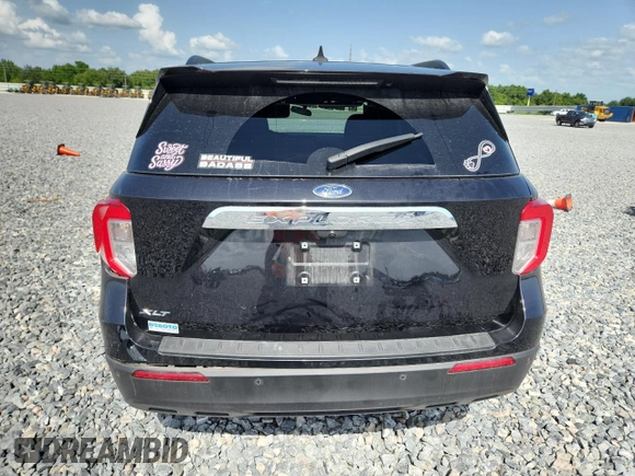 2023 Ford Explorer XLT with VIN 1FMSK7DH9PGC37708, listed as a Copart auction lot 60152715 with 17,697 mi miles and Salvage title. Bid and sale history available at DreamBid. Image 6.