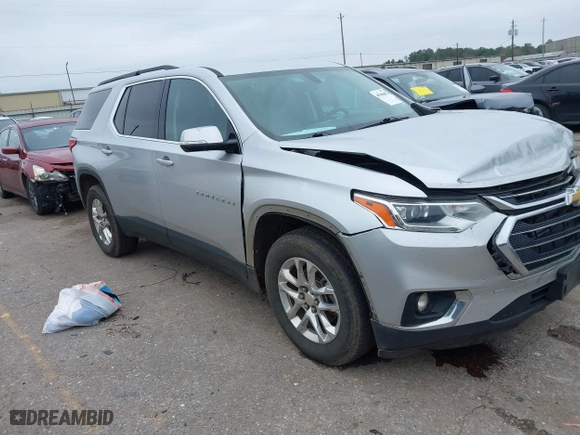 2019 Chevrolet Traverse LT Cloth with VIN 1GNERGKW2KJ291739, listed as a IAAI auction lot 41606802 with 114,608 mi miles. Bid and sale history available at carsss.com. Image 1.