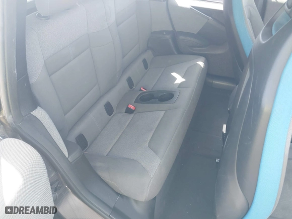 2017 BMW i3 with VIN WBY1Z8C32HV891355, listed as a IAAI auction lot 41723555 with 77,773 mi miles. Bid and sale history available at carsss.com. Image 8.