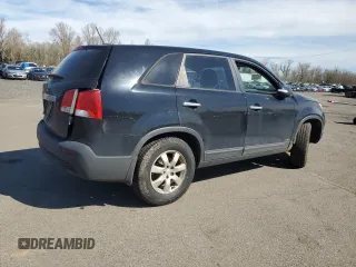 2011 Kia Sorento LX with VIN 5XYKTCA17BG084601, listed as a Copart auction lot 50344345 with 177,540 mi miles and Salvage Title. Bid and sale history available at carsss.com. Image 3.