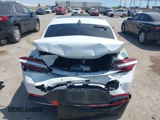 2022 Genesis G70 2.0T with VIN KMTG34TA5NU103935, listed as a IAAI auction lot 42325277 with 30,142 mi miles and . Bid and sale history available at DreamBid. Image 16.