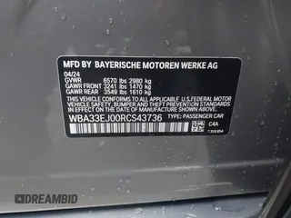 2024 BMW 7 Series 760i xDrive with VIN WBA33EJ00RCS43736, listed as a IAAI auction lot 41247532 with 1,251 mi miles. Bid and sale history available at carsss.com. Image 9.