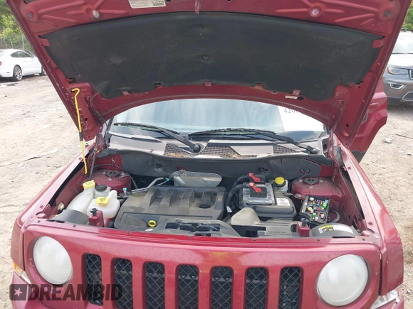 2014 Jeep Patriot Sport with VIN 1C4NJPBBXED617934, listed as a IAAI auction lot 42001839 with 117,306 mi miles. Bid and sale history available at carsss.com. Image 10.