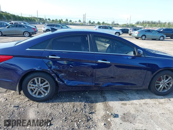 2012 Hyundai Sonata GLS with VIN 5NPEB4AC8CH419558, listed as a IAAI auction lot 41992079 with 175,546 mi miles. Bid and sale history available at carsss.com. Image 6.