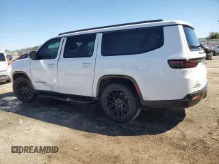 2023 Jeep Wagoneer Series II с VIN 1C4SJSBP7PS561497, выставлен на аукционе Copart как лот 46858845 с пробегом 29 616 миль миль и Списание • Salvage title. История ставок и продаж доступна на DreamBid. Изображение 2.