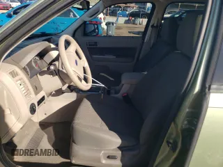 2009 Ford Escape Hybrid z VIN 1FMCU493X9KB92935, wystawiony jako Copart lot #47422465 z przebiegiem 130 226 mil mil oraz Szkoda całkowita • Salvage title. Historia ofert i sprzedaży dostępna na DreamBid. Obrazek 7.