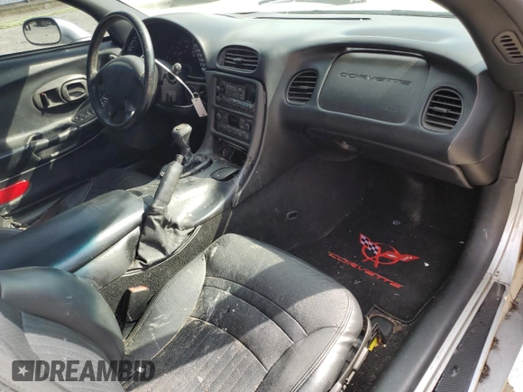 2001 Chevrolet Corvette with VIN 1G1YY22GX15134738, listed as a Copart auction lot 45674865 with 178,942 mi miles and Salvage Title. Bid and sale history available at carsss.com. Image 8.