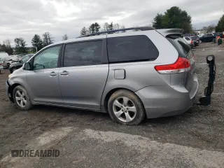 2011 Toyota Sienna LE AAS with VIN 5TDKK3DC1BS011047, listed as a Copart auction lot 52036385 with 162,785 mi miles and Non Repairable. Bid and sale history available at carsss.com. Image 2.
