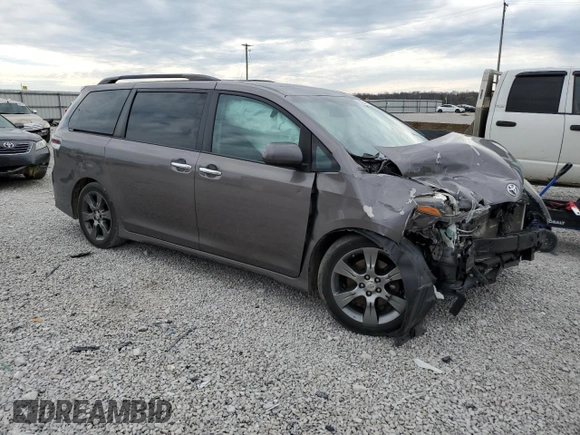 2015 Toyota Sienna SE with VIN 5TDXK3DC3FS602315, listed as a Copart auction lot 50403405 with 157,882 mi miles and Salvage Title. Bid and sale history available at carsss.com. Image 4.