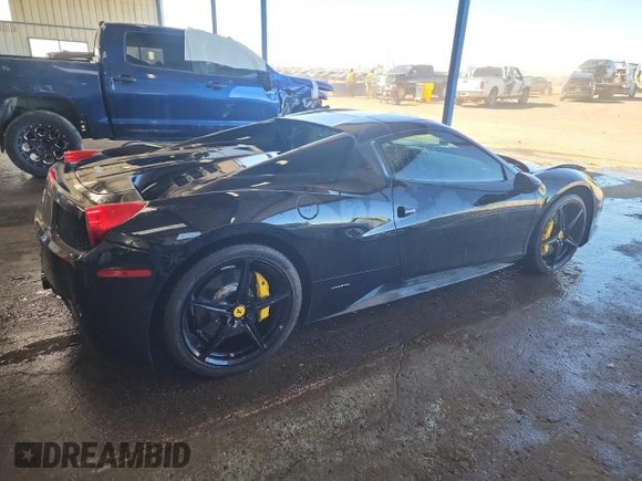 2013 Ferrari 458 Italia z VIN ZFF68NHA9D0194046, wystawiony jako Copart lot #43152325 z przebiegiem 19 299 mil mil oraz Szkody całkowita. Historia ofert i sprzedaży dostępna na DreamBid. Obrazek 3.