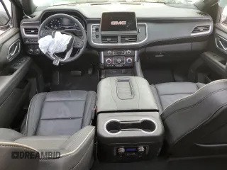 2023 GMC Yukon SLT with VIN 1GKS2BKDXPR224823, listed as a Copart auction lot 71722654 with 32,203 mi miles and Salvage Title. Bid and sale history available at carsss.com. Image 8.