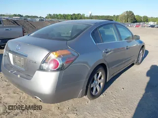 2007 Nissan Altima 2.5 S with VIN 1N4AL21E27N423263, listed as a IAAI auction lot 42049782 with 163,945 mi miles. Bid and sale history available at carsss.com. Image 4.