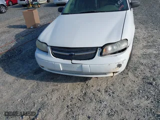 2001 Chevrolet Malibu with VIN 1G1ND52J81M617498, listed as a IAAI auction lot 42041500 with 1 mi miles. Bid and sale history available at carsss.com. Image 6.