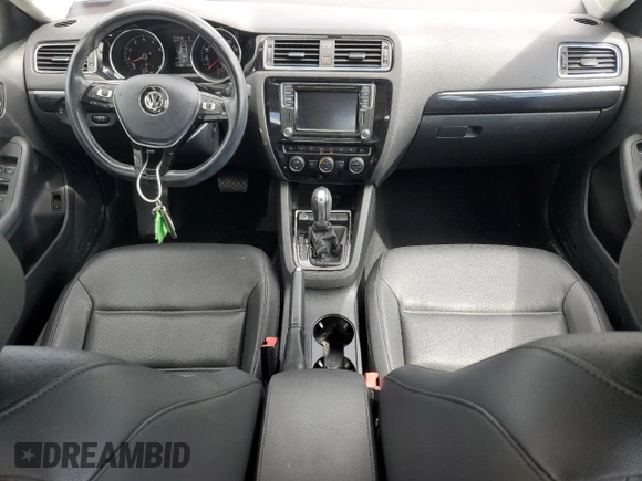 2017 Volkswagen Jetta SEL z VIN 3VWL17AJ6HM392174, wystawiony jako Copart lot #57771225 z przebiegiem 31 148 mil mil oraz Szkoda całkowita • Salvage title. Historia ofert i sprzedaży dostępna na DreamBid. Obrazek 8.