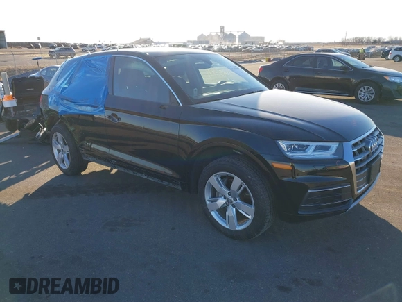 2019 Audi Q5 Premium Plus with VIN WA1BNAFY7K2107397, listed as a IAAI auction lot 41453991 with 60,883 mi miles. Bid and sale history available at carsss.com. Image 1.