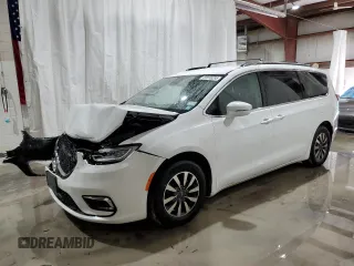2021 Chrysler Pacifica Touring L z VIN 2C4RC1BG0MR508740, wystawiony jako Copart lot #55916295 z przebiegiem 135 828 mil mil oraz Szkoda całkowita • Salvage title. Historia ofert i sprzedaży dostępna na DreamBid. Obrazek 1.