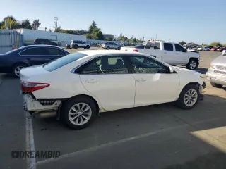 2015 Toyota Camry XLE with VIN 4T4BF1FK8FR487389, listed as a Copart auction lot 53485145 with 42,015 mi miles and Salvage Title. Bid and sale history available at DreamBid. Image 3.